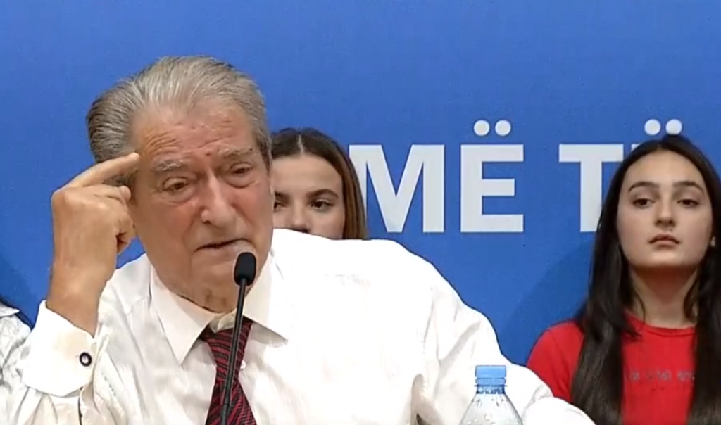 Berisha i përgjigjet ambasadores Yuri Kim: Mirë, ti më shpallje “non grata” në vendin tënd, por në parlament e vendosin shqiptarët Berisha 4