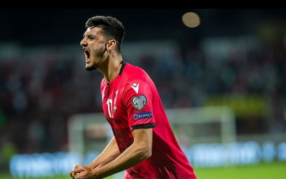 Njeriu i momentit te Shqipëria, Armando Broja feston 20-vjetorin e lindjes Screenshot 2 6