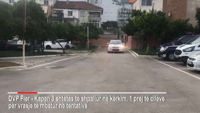 Në kërkim për tentativë vrasje dhe shitje droge, tre të arrestuar në Lushnjë (Emrat) Screenshot 3 18 770x437 1