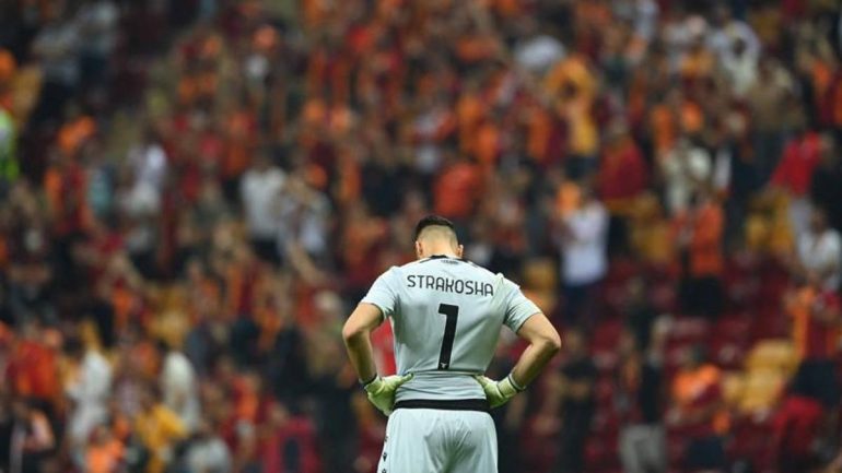 Gafa e Strakoshës/ Mediat kryqëzojnë gardianin kuqezi, në krah i del Sarri a8850d7fe10fb294744041173339fa18 1200x675 770x433 1