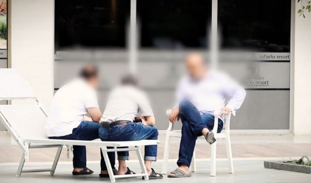 Gruaja afgane: Zakonet e shqiptarëve dua t’i marr me vete në Amerikë afganet