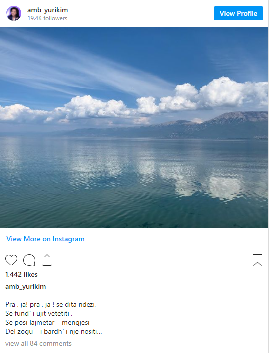 aw