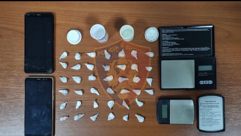 Vlorë/ E kishin kthyer lavazhin në pikë shpërndarje të kokainës, arrestohen dy të rinj dROGE