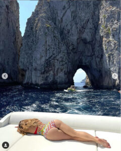 demi rose3