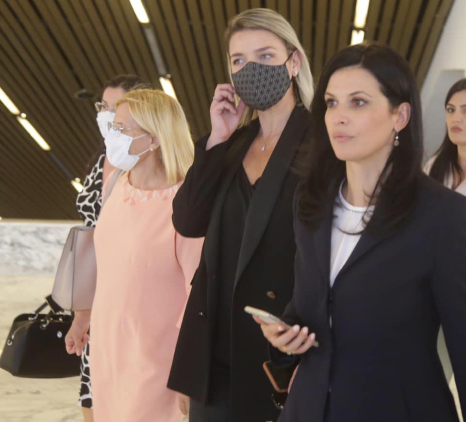 FOTOT/ Çfarë nuk u pa nga mbledhja e Asamblesë së PS-së 11 gjonaj1