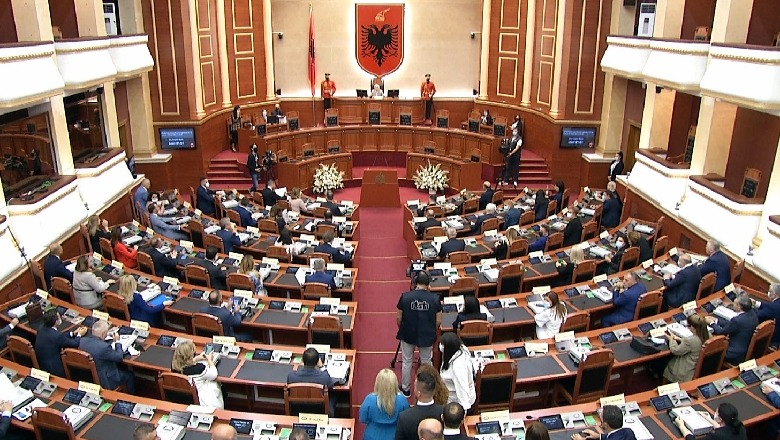 Kuvend, zgjidhet komisioni për verifikimin e mandateve të deputetëve kuvend 1