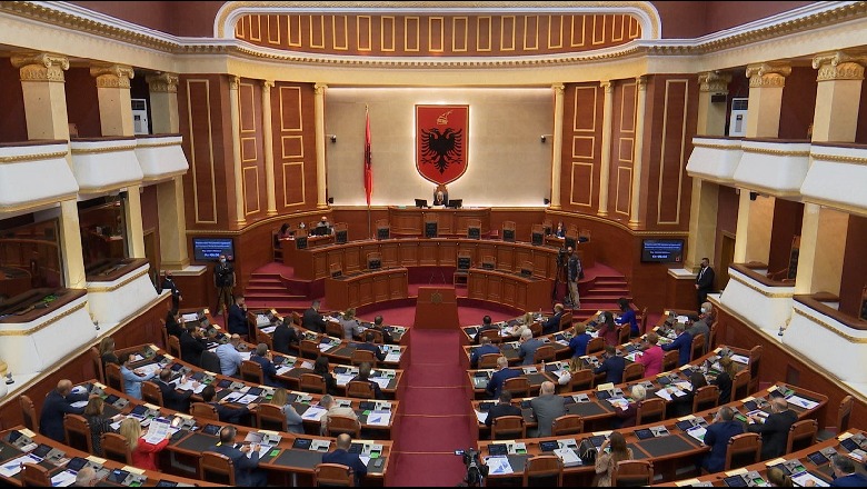 Ngrihen në Kuvend Komisionet Parlamentare, emrat që do t’i drejtojnë për 4 vitet në vijim kuvend seance