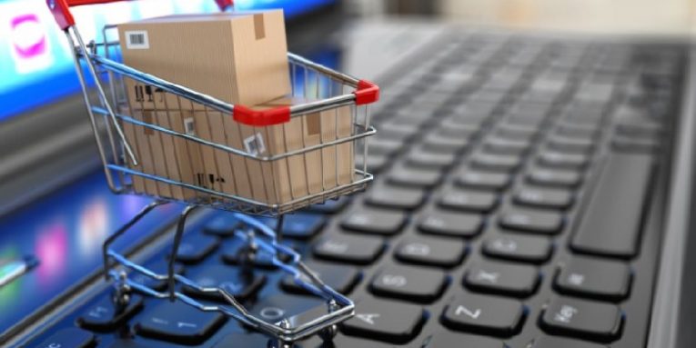 Çfarë blenë shqiptarët më shumë në pandemi? – Nga automjetet e përdorura, tek konsumi i “fuqishëm” i birrës market