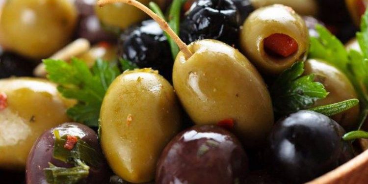Cilët janë më të shëndetshëm, ullinjtë e zinj apo jeshilë, ja mendimi i ekspertëve! ullinjte