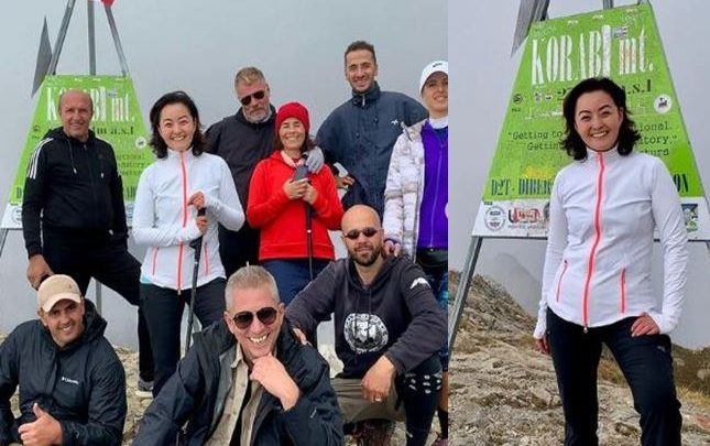 Yuri Kim “merr malet”, ngjitet në Korab dhe dërgon një mesazh yuri kim