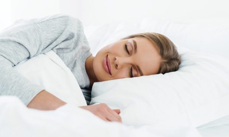 Këto janë dy kurat natyrale për t’ju ndihmuar të bëni gjumë të mirë 800 0 6172655c84979