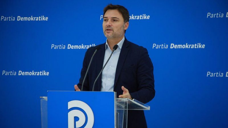 Bojkoti i PS në mbledhjen e Komisionit Hetimor/ Alibeaj: Strategji për të penguar veprimtarinë e hetimit të masakrës së 25 prillit Alibeaj e1634738807771