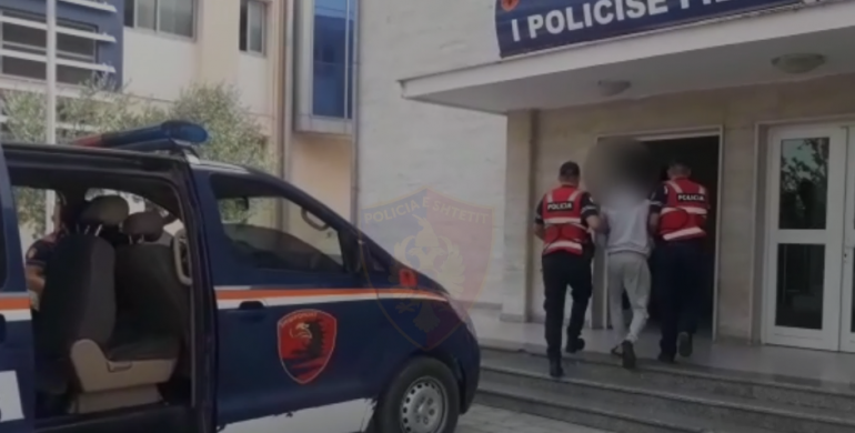 Në kërkim ndërkombëtar për vrasje në Mbretërinë e Bashkuar, arrestohet 20-vjeçari në Lushnjë Lushnje 770x390 1