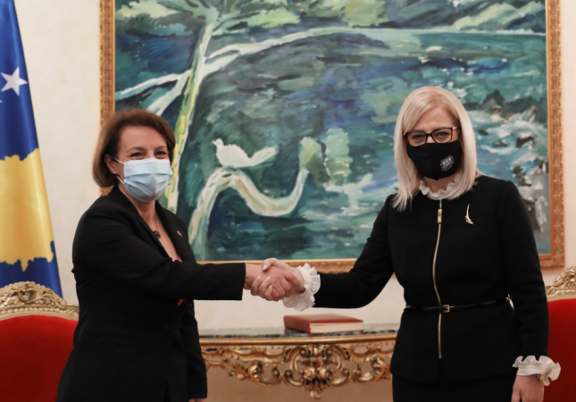 Nikolla takon Gërvallën: Sfidat e Kosovës janë edhe të Shqipërisë Screenshot 8 1 645x450 1