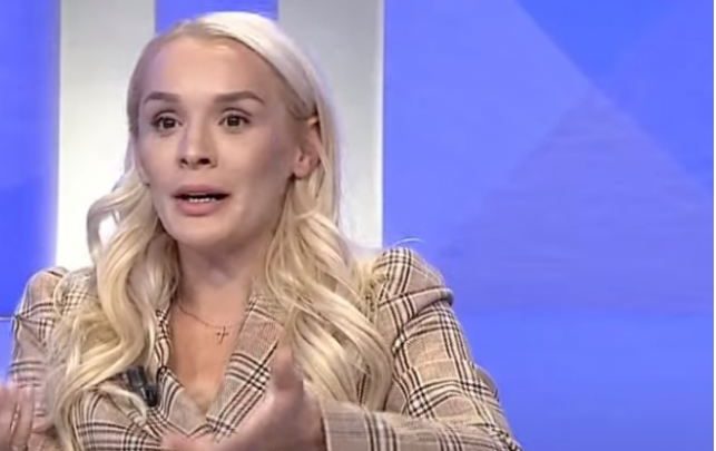“Gratë kërkojnë që burrave t’u vë përgjues në makinë”, detektivja: Duan të hyj edhe në dhomë hoteli nëse i kap me një femër tjetër Shkenda Lili