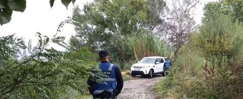 U vetëplagos dhe inskenoi ngjarjen, policia vë në pranga 24-vjeçarin dhe bashkëpunëtorin në Shkodër (Detaje) auto dlkjsklklff1633769352