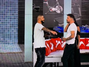 b4