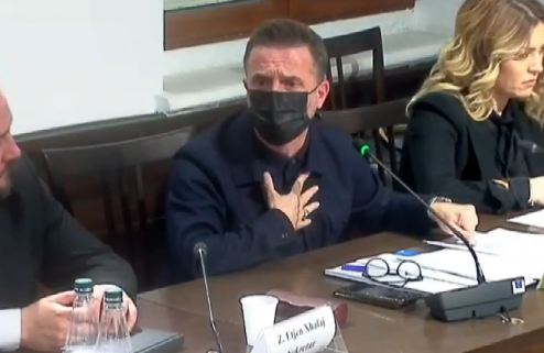 Braçe ngre alarmin: Shtoni liritë për të vaksinuarit, jemi shumë keq me pandeminë brace