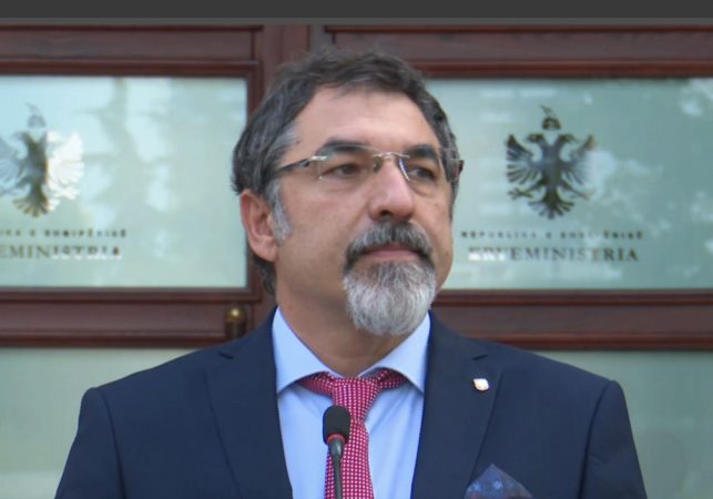 Bledi Çuçi tregon pse propozoi Gledis Nanon në krye të Policisë dhe çfarë do të ndodhë me dronët nga Turqia cuci bledi 643x450 1