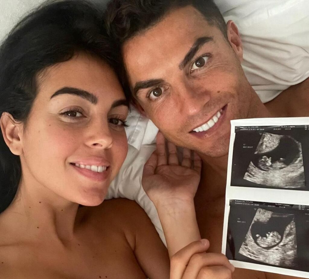 Cristiano Ronaldo dhe Georgina Rodriguez do të bekohen me binjakë f7141779 101a 42a0 80c9 b30522d75081