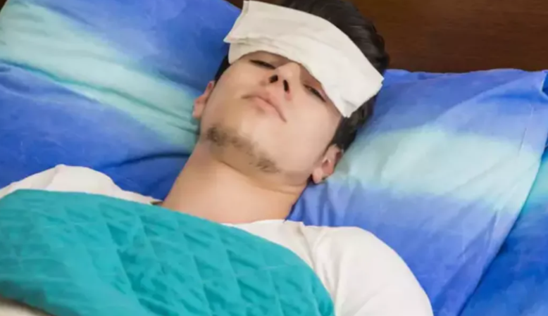 Viruset e gripit A apo B janë më të rrezikshme? Njihuni me simptomat dhe sa ngjitëse janë gripi