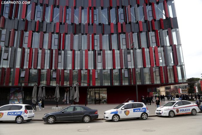 Nesër sfida Tirana-Partizani, policia plan masash: Ja rrugët ku devijohet trafiku policet vaksinohen Air Albania 2 675x450 1