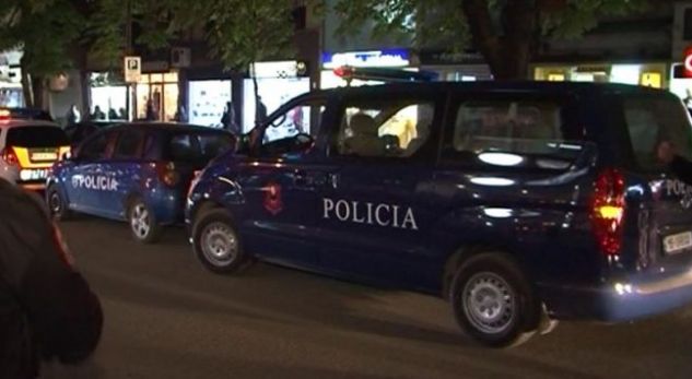 Aksion “blic” i policisë në Durrës, sekuestrohen 2 mina me telekomandë, arrestohet 1 person policia 4