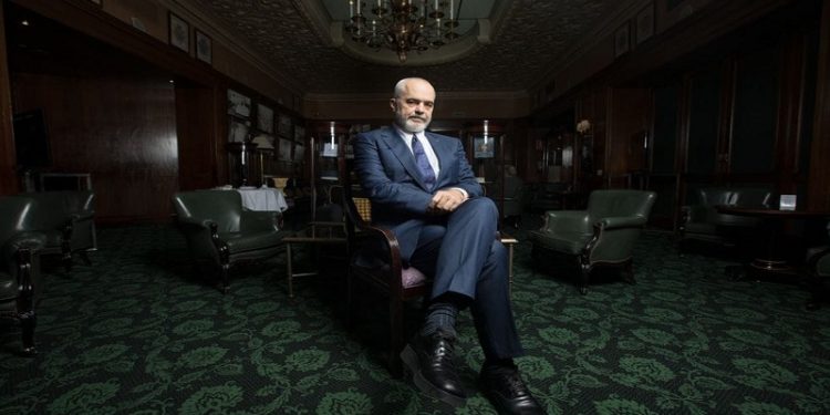 Rama për spanjollen “EL PAÍS”: Nuk presim më asgjë nga Bashkimi Europian! rama 2 750x375 1