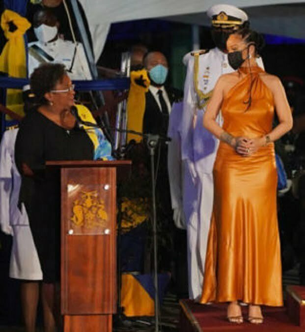 7528B120 A4F8 4377 B038 A1FB6163C7E0 300x326 1