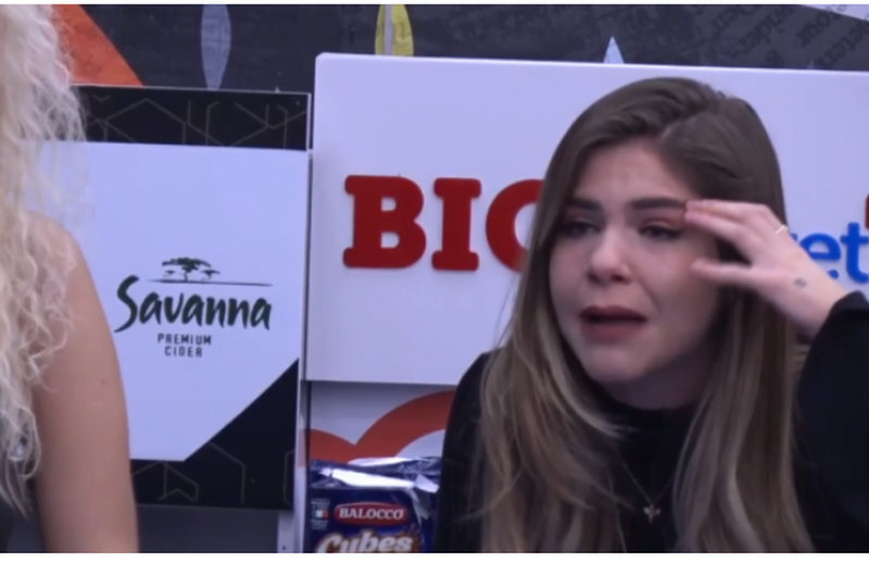 Pas puthjes me DJ PM , Sara zihet keq me Fifin dhe mes lotësh kërkon të largohet nga shtëpia e ‘Big Brother VIP’ 800 0 619b8c9bd4da3