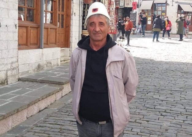 E kishte të afërme, kush është 53-vjeçari që përdhunoi minorenen në Gjirokastër Kabuli Hunda e1636014407736 627x450 1