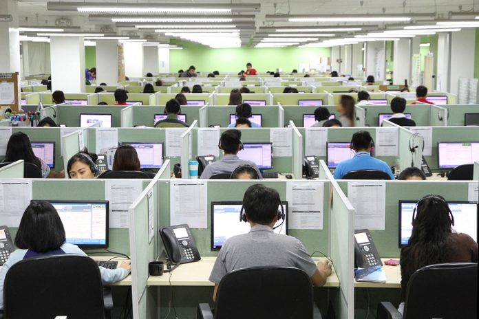 Si i zhvati “Call Center-i” në Tiranë 9 700 euro gjermanes duke i premtuar milionat me Bitcoin about img callcenter 696x464 1