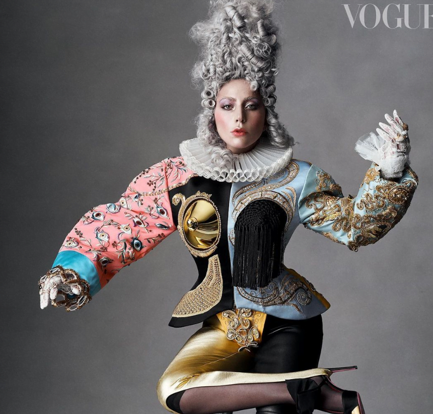 Lady Gaga pjesë e kopertinës ‘Vogue’, pozon nudo dhe tregon tatuazhet image 28
