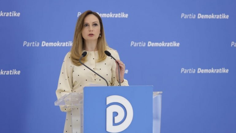 Denoncimi i PD: 276 mln euro borxh i fshehur për shqiptarët, provë e qartë e abuzimeve për të blerë zgjedhjet jorida tabaku 770x433 1