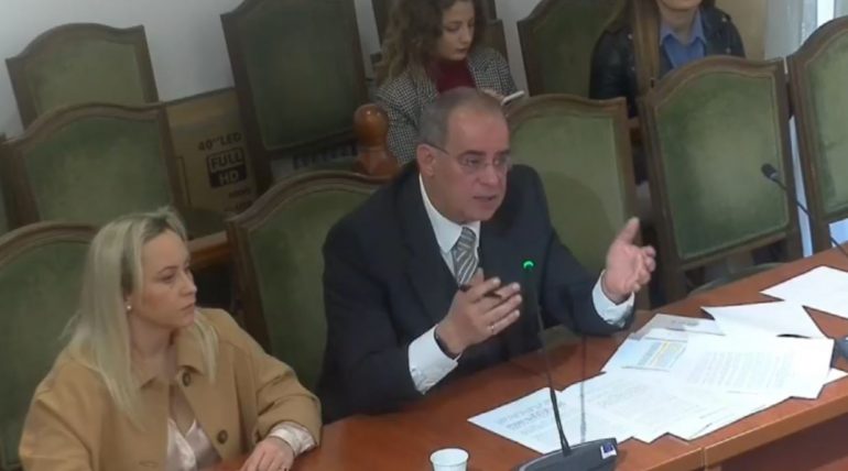 Kamp refugjatësh në Shqipëri? Zv.ministri i Brendshëm: Është pasuruar marrëveshja ekzistuese! komisioni 2 770x428 1