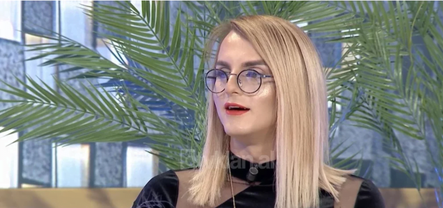 Transgjinorja shqiptare: Ika të jetoja në Elbasan për t’u ndjerë më mirë, po aty… luana