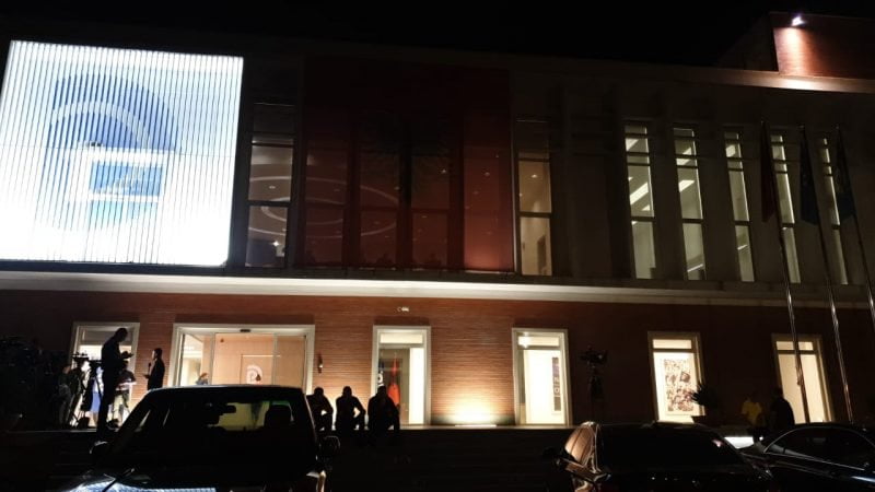 Kush janë tre deputetët që dolën kundër vendimit të Bashës pd naten