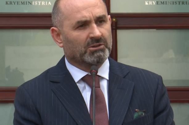 Ulsi Manja çon në SPAK 6 punonjës të Kadastrës, 128 shkelje në 1 javë ulsi manja 613x405 1
