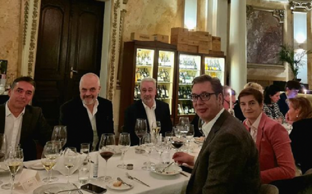 vucic 1s