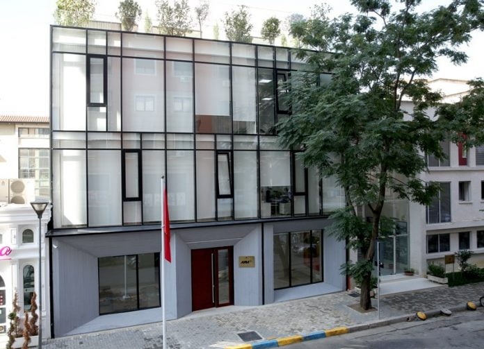 AMA: Mediet të respektojnë dhe garantojnë të drejtën e ruajtjes së jetës private AMA 1