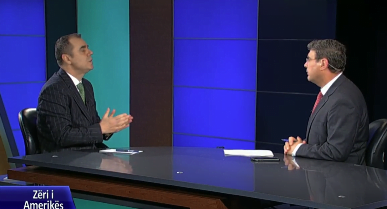 “Debati në selinë blu, i vonuar”, Eduard Selami për VOA: Fatkeqësia e PD ka qenë Berisha Eduard Selami
