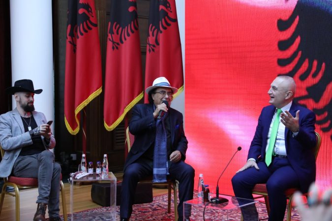 Meta pret këngëtarin italian, Albano Carrisi këndon për Shqipërinë Meta 4