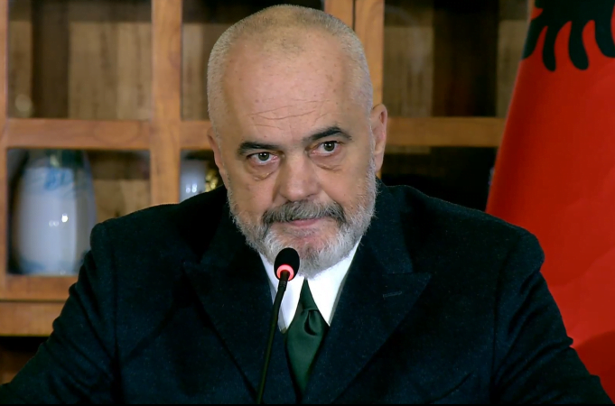 Rindërtimi/ Rama publikon pamjet nga punimet për spitalin e ri në Laç Rama 3 1 681x450 1