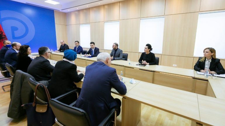 Situata në PD/ Përfundon takimi i ambasadorëve me Bashën WhatsApp Image 2021 12 14 at 10.48.01 AM 770x433 1