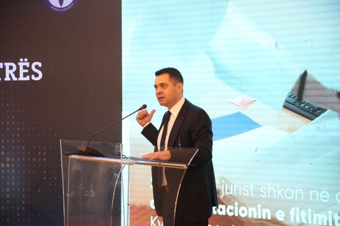 Dixhitalizimi i Kadastrës, Ahmetaj: Letrat e pronës vetëm me një klikim WhatsApp Image 2021 12 16 at 12.02.32 675x450 1