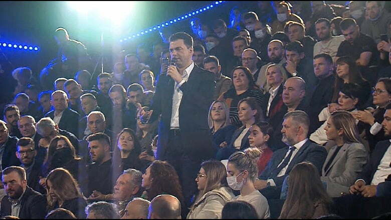 Basha si përmend emrin Berishës, por e “thumbon”: S’e shkulëm dot mentalitetin komunist basha 1