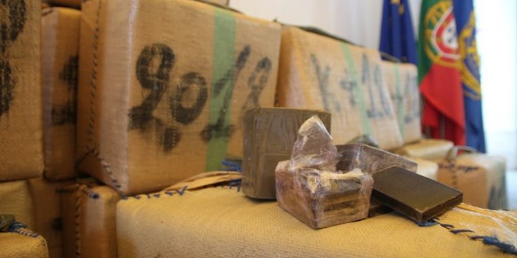 Bosi 44-vjeçar shqiptar përdorte kompaninë e tij portugeze për të shpërndarë “mallin” nëpër Evropë droga 2 750x375 1 1