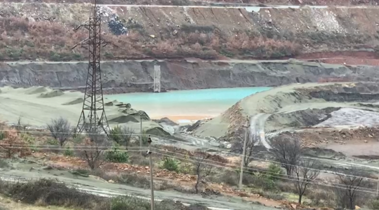 Zbardhet ngjarja e vdekjes së 65-vjeçarit në Bulqizë, arrestohet drejtuesi i fabrikës së kromit dhe dhe 2 punëtorë fabrika e kromit Bulqize 770x426 1