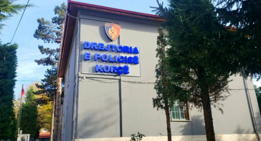 Pezullohen nga detyra 5 policë në Korçë policia korce r4t