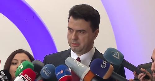 Basha flet pas takimit me Escobar: Do dëgjoni prej tij në lidhje me shpalljen non-grata të Berishës safe image